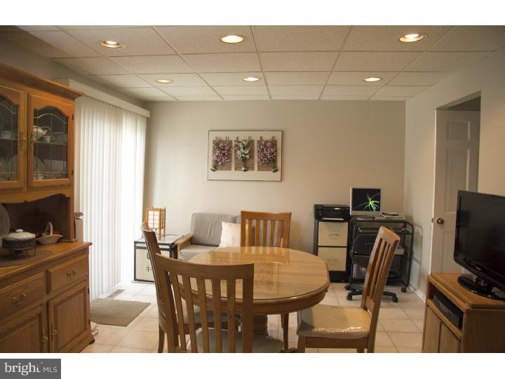 481 Fairfield Road East Windsor, NJ 08520 - Photo 10 of 12 Family Room