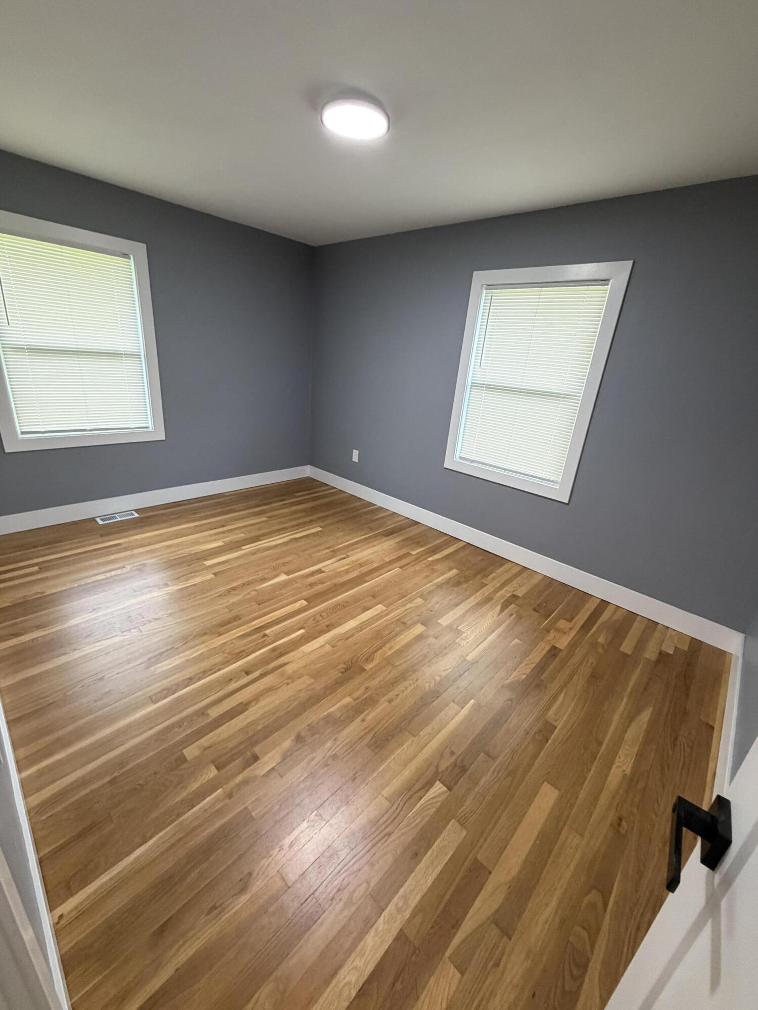3941 Wirth Road Highland, IN 46322 - Photo 13 of 21 1500x2000