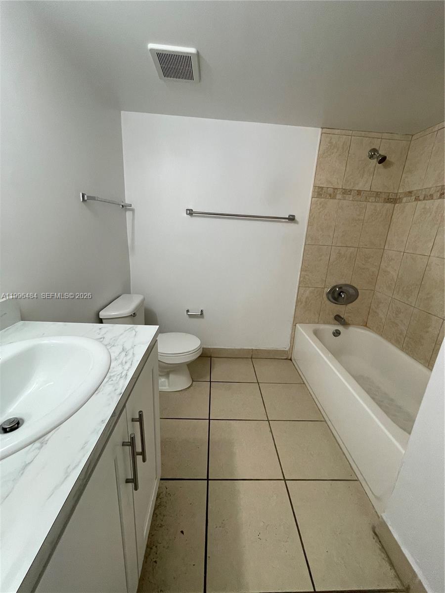 14902 Southwest 82nd Lane, Unit 13102 Miami, FL 33193 - Photo 21 of 24
