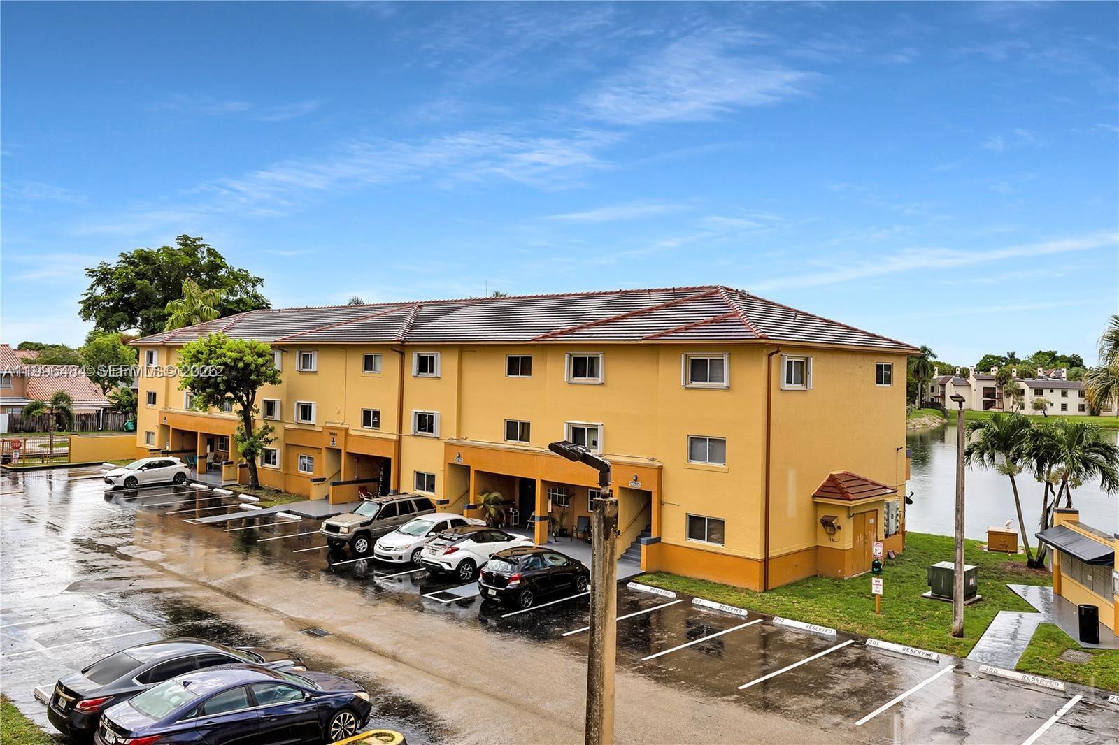 14902 Southwest 82nd Lane, Unit 13102 Miami, FL 33193 - Photo 5 of 24