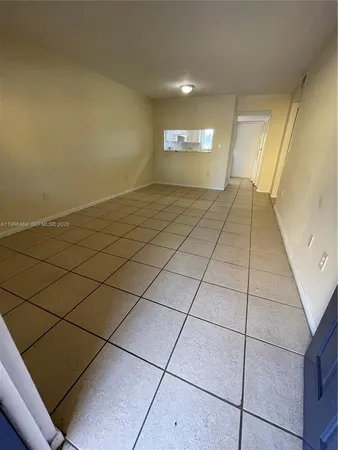 $2,300 | 14902 Southwest 82nd Lane, Unit 13102, Miami, FL 33193