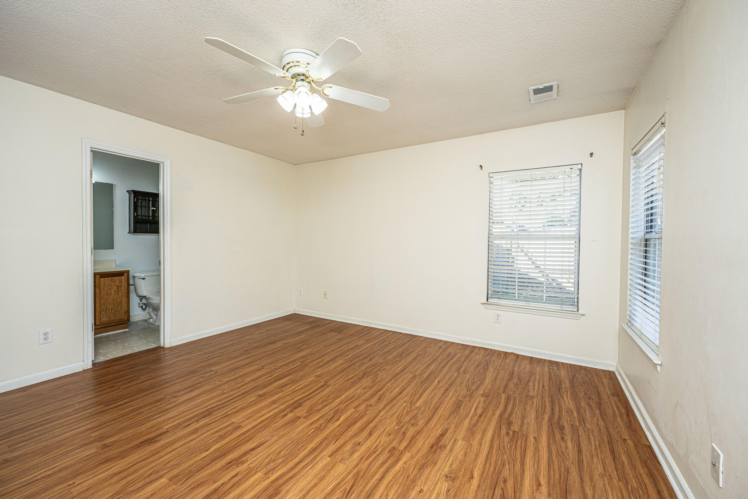 120 2 Pond Loop Ladson, SC 29456 - Photo 14 of 36 120TwoPondLoop019