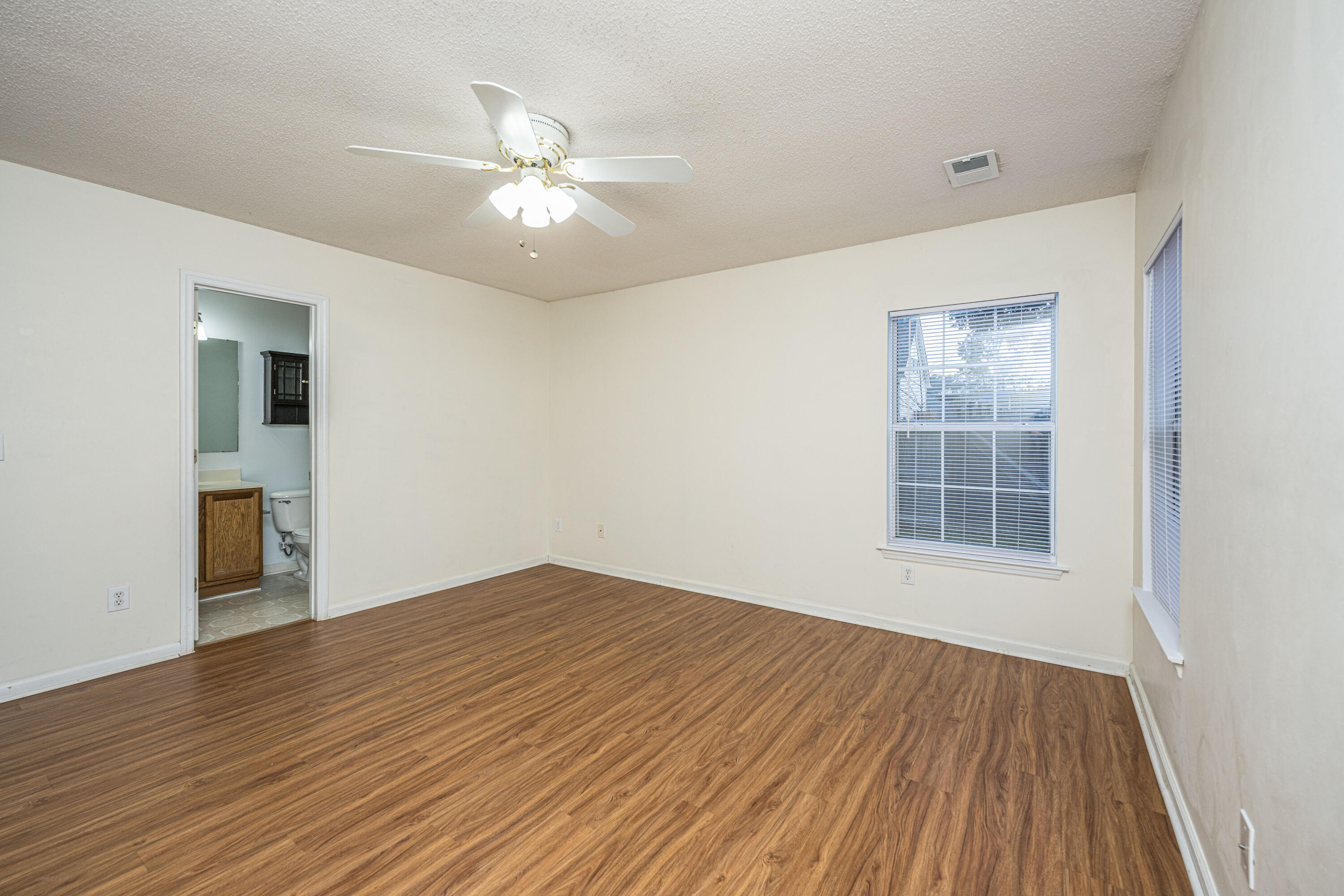 120 2 Pond Loop Ladson, SC 29456 - Photo 16 of 34 120TwoPondLoopINT015