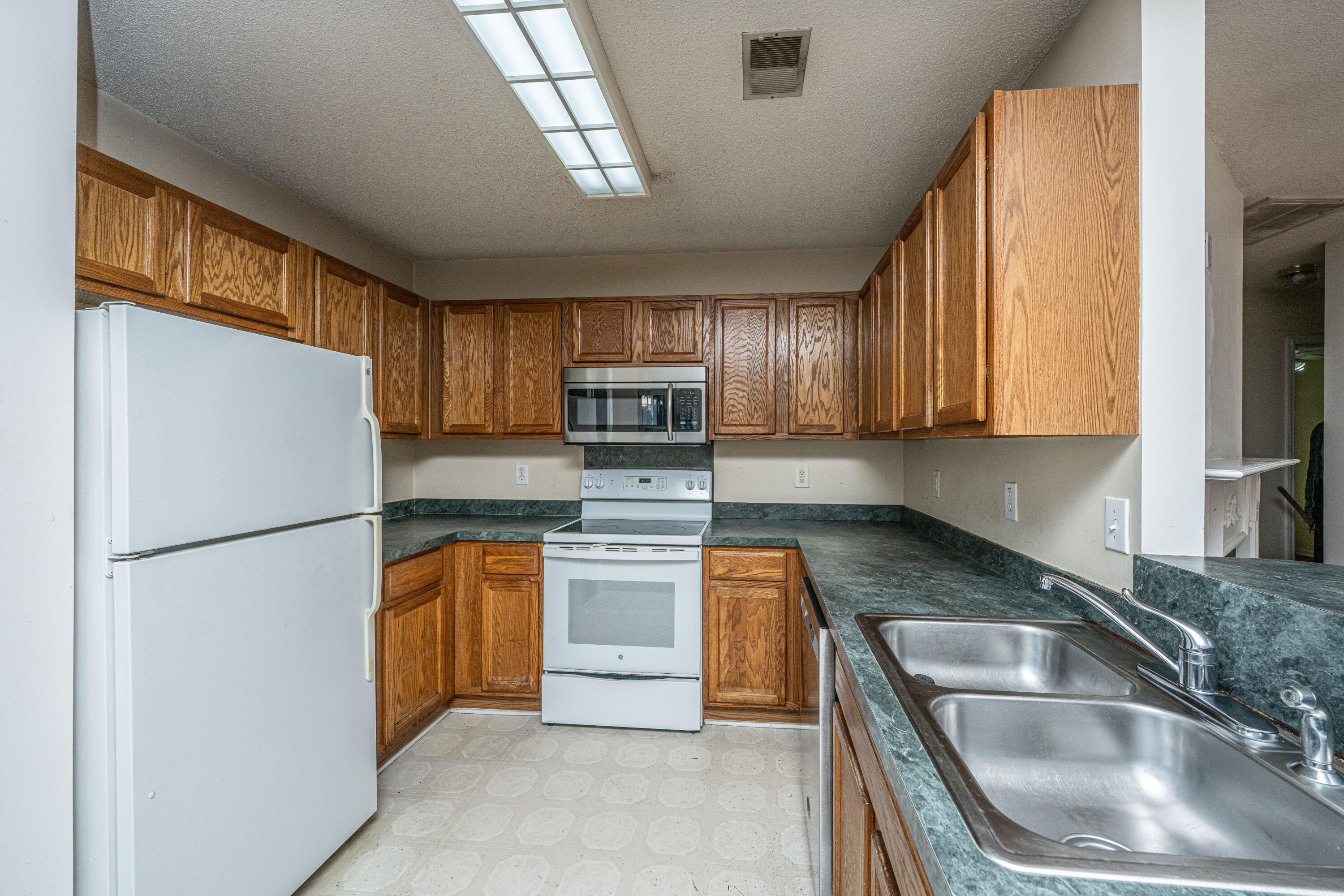 120 2 Pond Loop Ladson, SC 29456 - Photo 10 of 36 120TwoPondLoop015