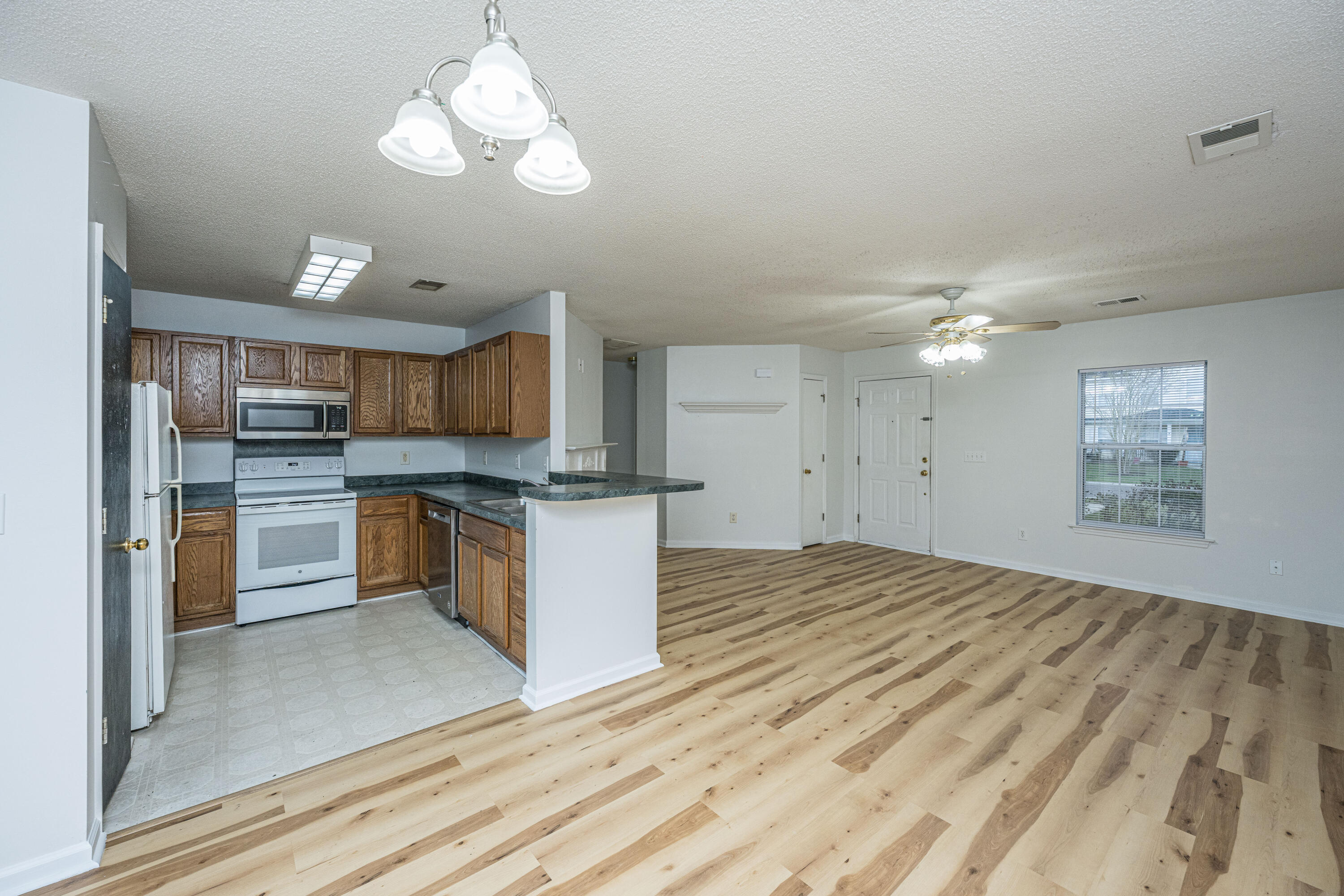 120 2 Pond Loop Ladson, SC 29456 - Photo 10 of 34 120TwoPondLoopINT006