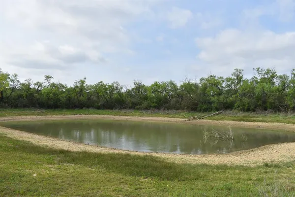 $1,835,470 | 3408 Cr 312 Voss Tx 76888, Voss, TX 76888
