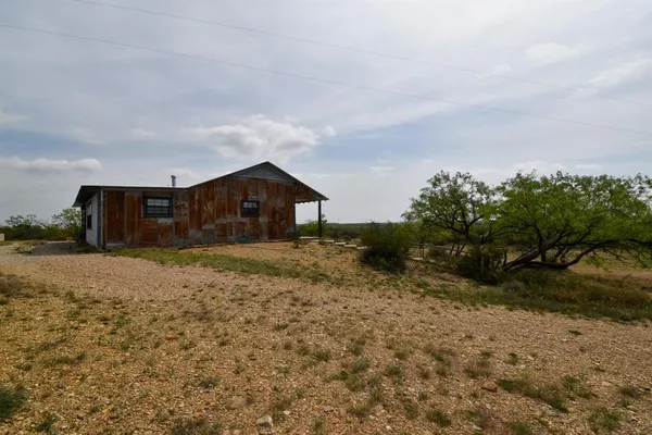 $1,835,470 | 3408 Cr 312 Voss Tx 76888, Voss, TX 76888