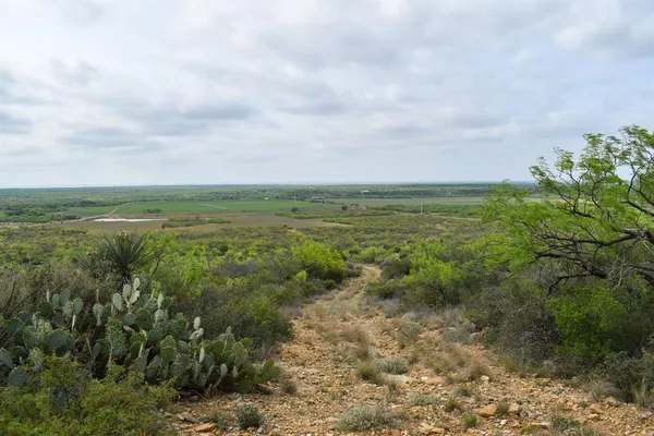 $1,835,470 | 3408 Cr 312 Voss Tx 76888, Voss, TX 76888