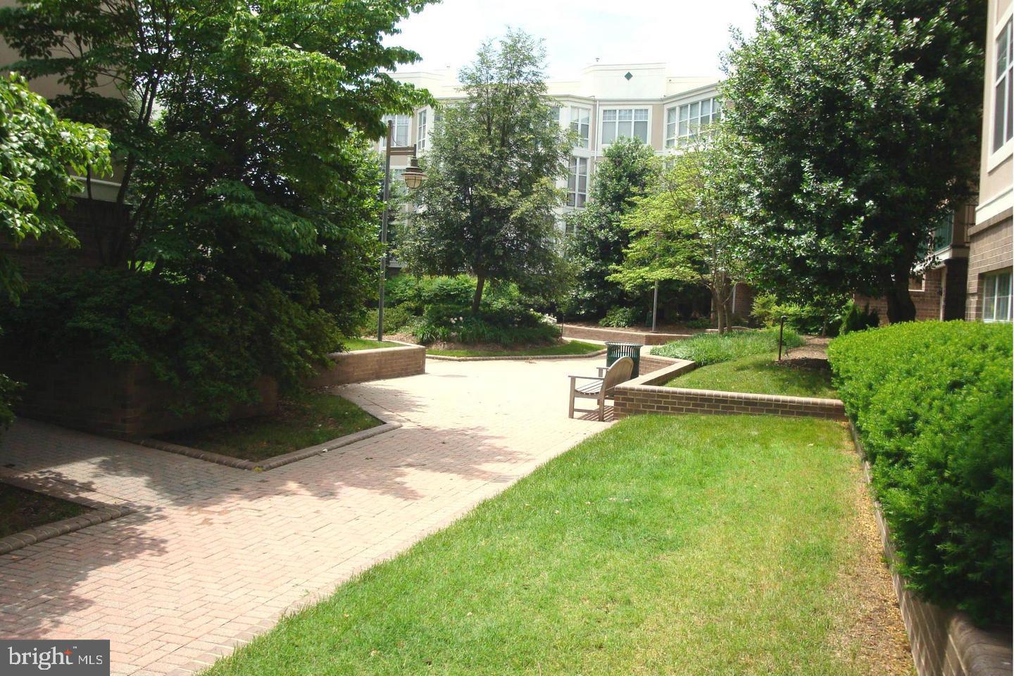 5573 Seminary Road, Unit 103 Falls Church, VA 22041 - Photo 29 of 35 Gallery Image 29