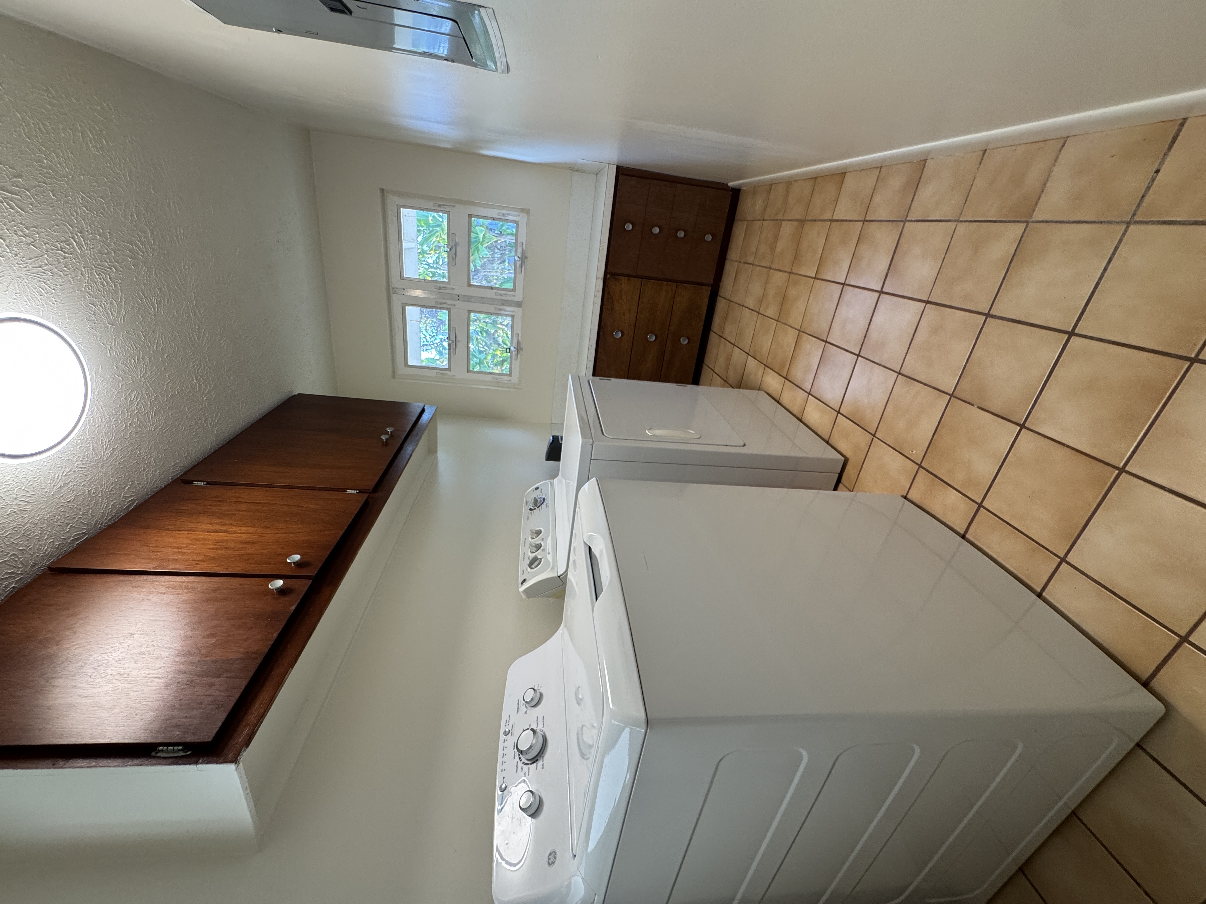 1088 Apono Place Hilo, HI 96720 - Photo 4 of 17