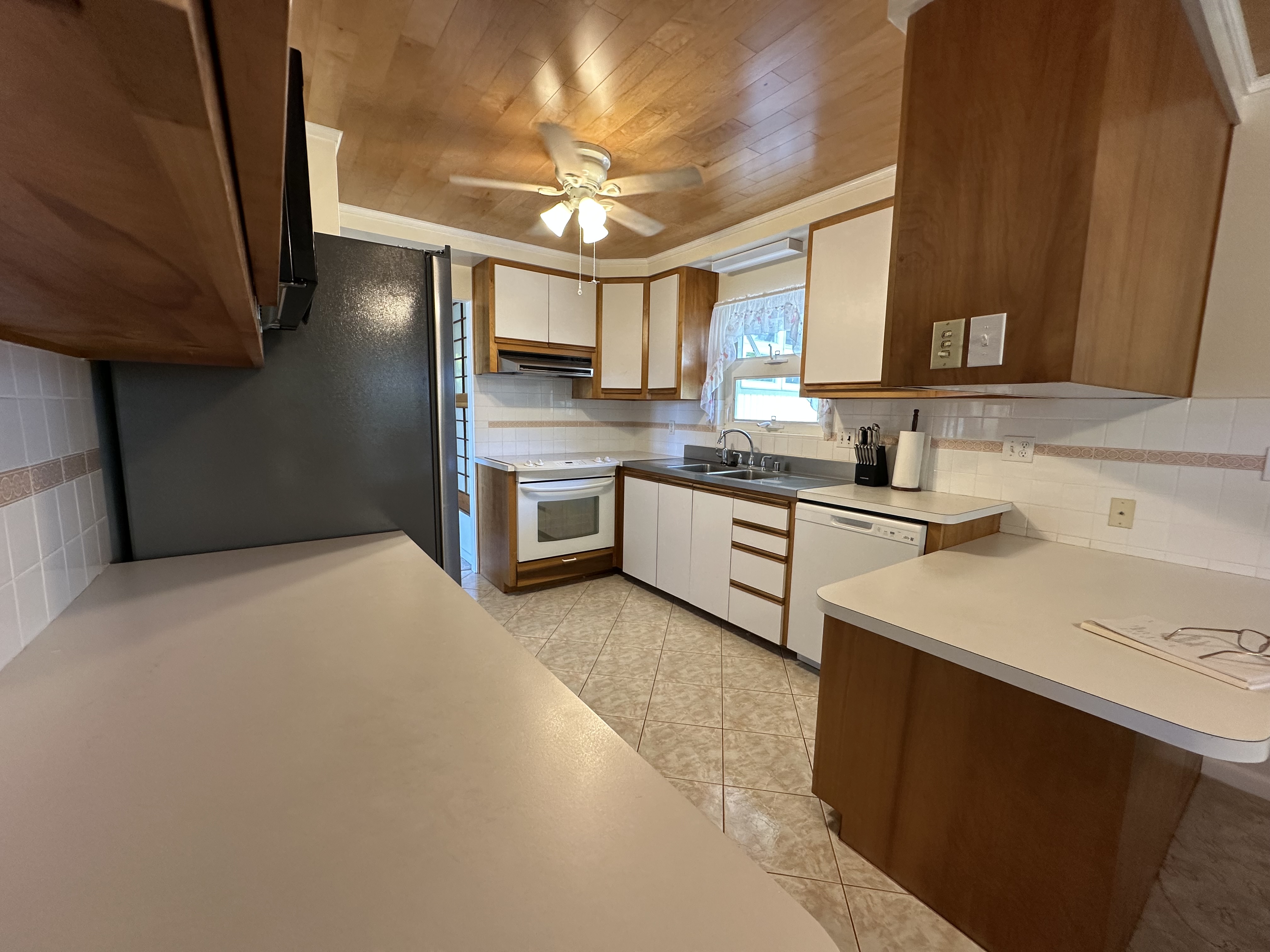 1088 Apono Place Hilo, HI 96720 - Photo 6 of 22