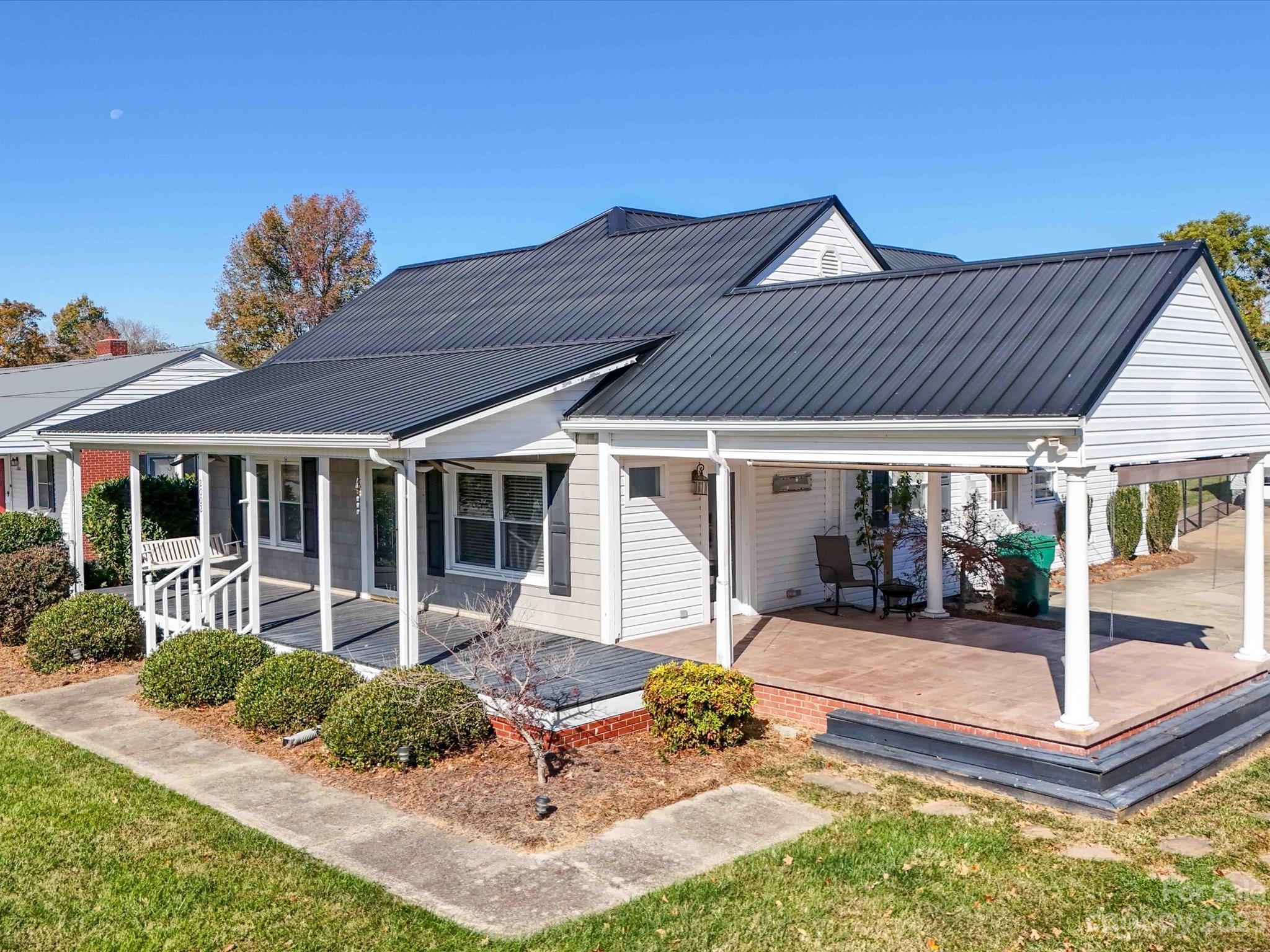 2002 Raney Street Faith, NC 28146 - Photo 2 of 36 Gallery Image 2