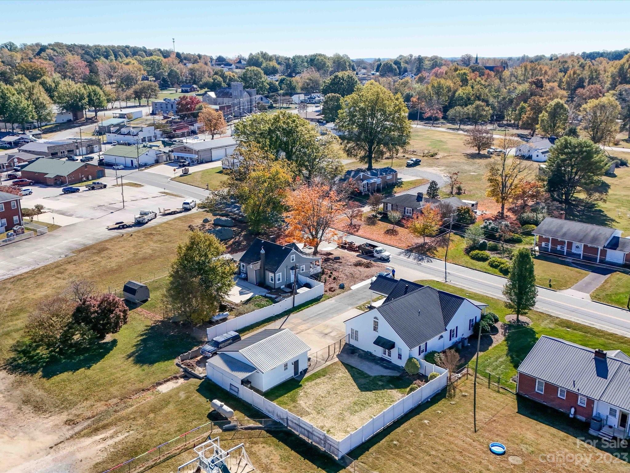 2002 Raney Street Faith, NC 28146 - Photo 8 of 36 Gallery Image 8
