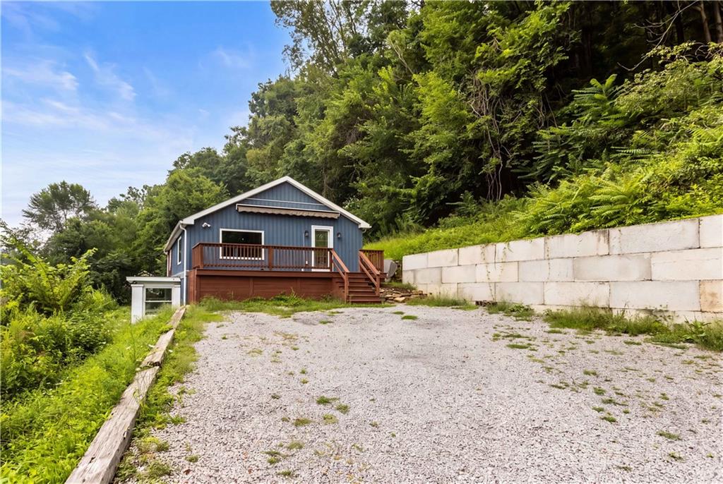 850 Gypsy Glen Road Beaver, PA 15009 - Photo 4 of 38 Gallery Image 4