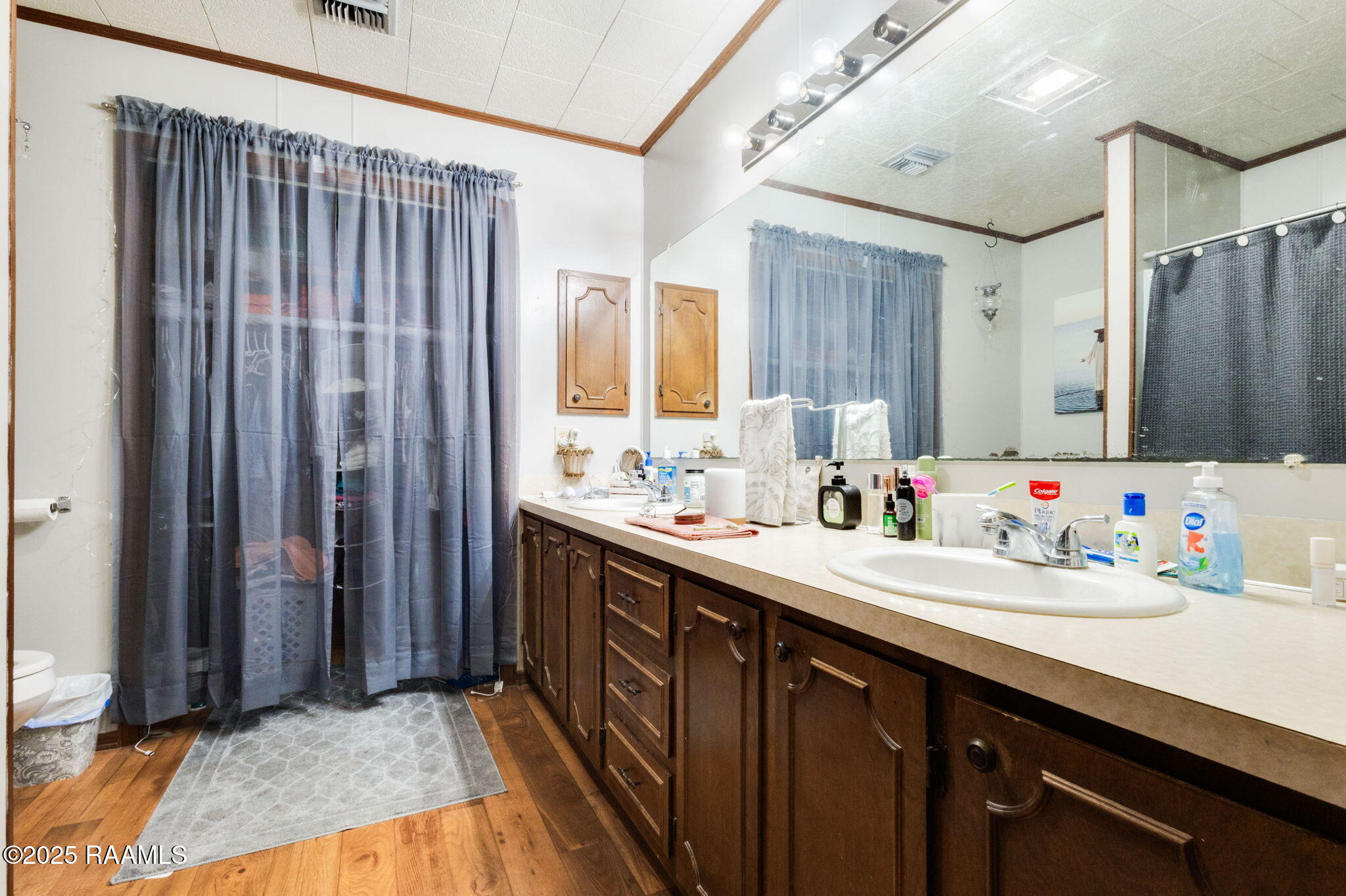 795 Belaire Cove Road Ville Platte, LA 70586 - Photo 14 of 20 Primary Bathroom