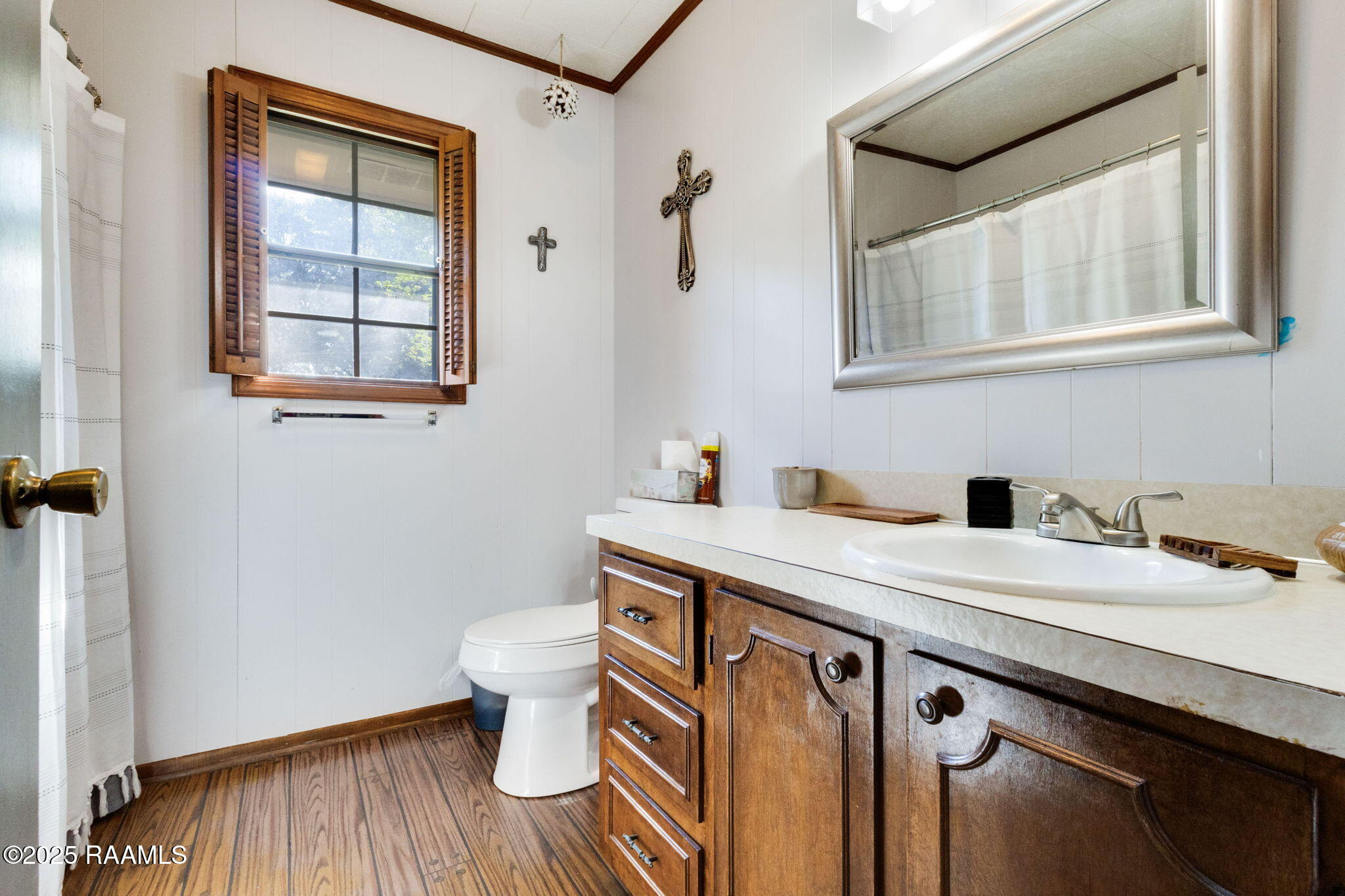 795 Belaire Cove Road Ville Platte, LA 70586 - Photo 16 of 20 Secondary Bathroom