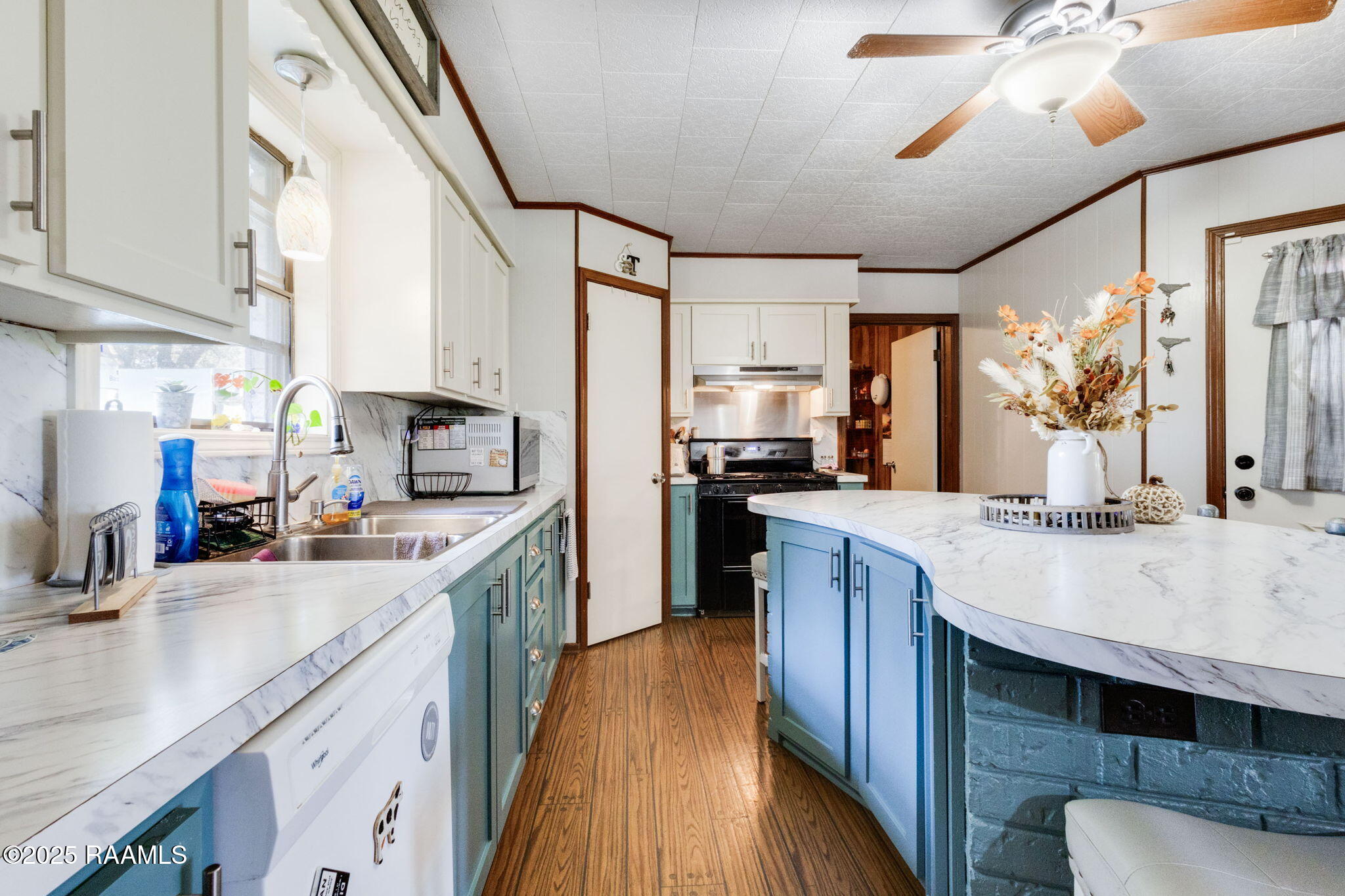 795 Belaire Cove Road Ville Platte, LA 70586 - Photo 10 of 20 Kitchen Area