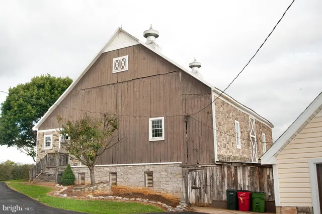 $2,900,000 | 590 Carlyle Road, Martinsburg, WV 25404