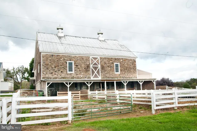 $2,900,000 | 590 Carlyle Road, Martinsburg, WV 25404