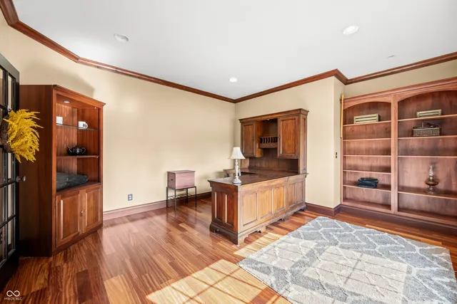 $949,900 | 1675 Devonshire Drive, Seymour, IN 47274