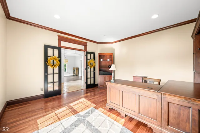 $949,900 | 1675 Devonshire Drive, Seymour, IN 47274