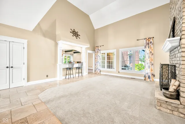 $949,900 | 1675 Devonshire Drive, Seymour, IN 47274