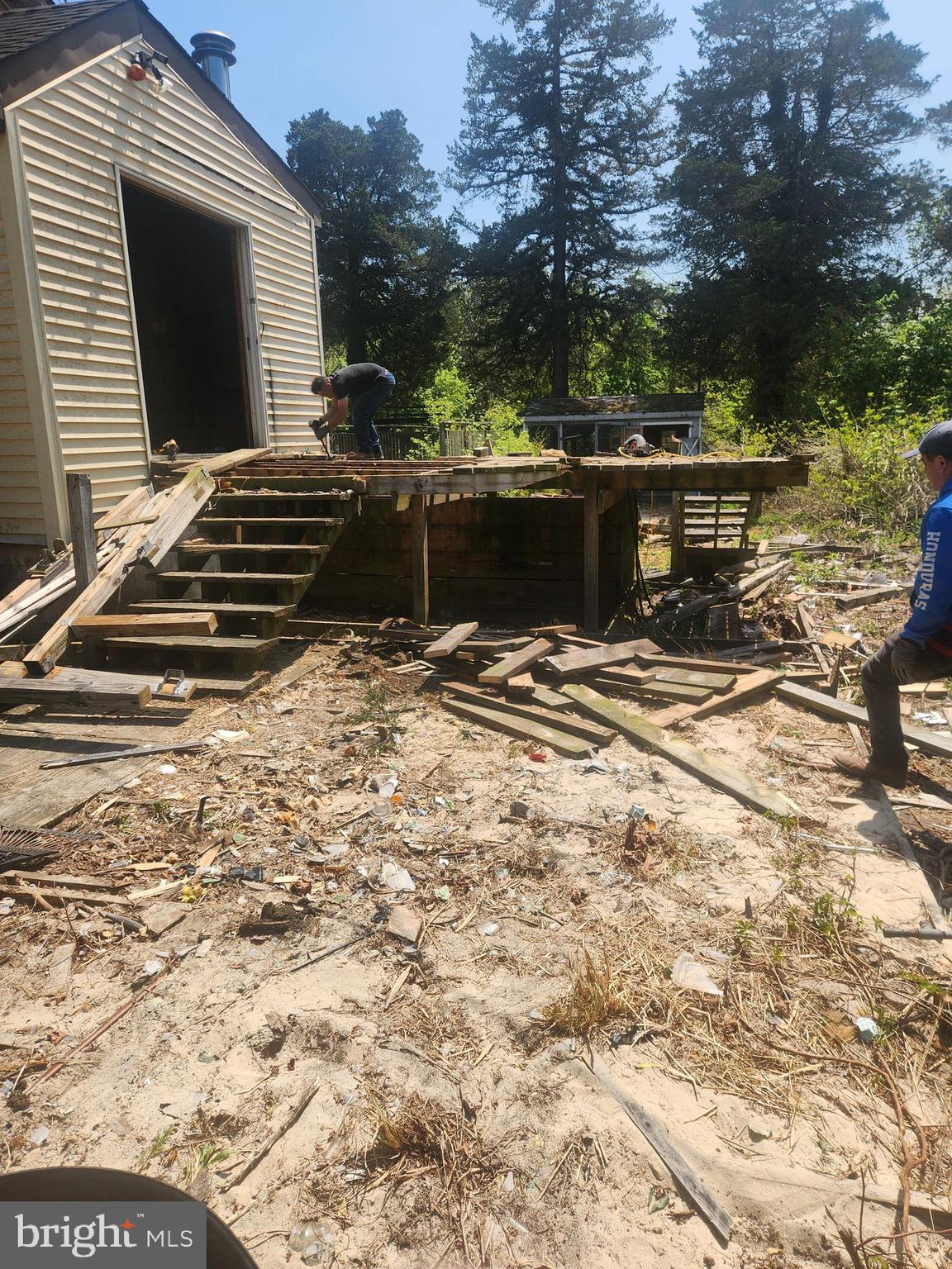 5573 Highway 9 Tuckerton, NJ 08087 - Photo 15 of 32 a view of back yard of the house
