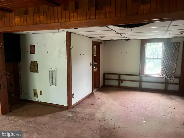 $120,000 | 5573 Highway 9, Tuckerton, NJ 08087