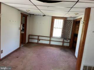 5573 Highway 9 Tuckerton, NJ 08087 - Photo 4 of 32 a view of a livingroom with furniture and window