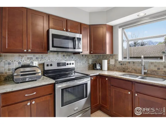 $699,000 | 501 Manhattan Drive, Unit 101, Boulder, CO 80303