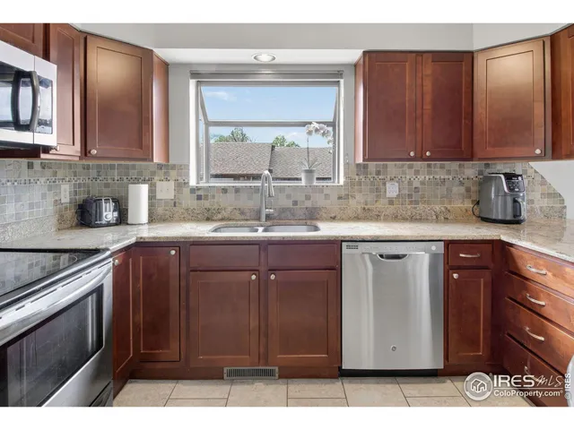 $699,000 | 501 Manhattan Drive, Unit 101, Boulder, CO 80303