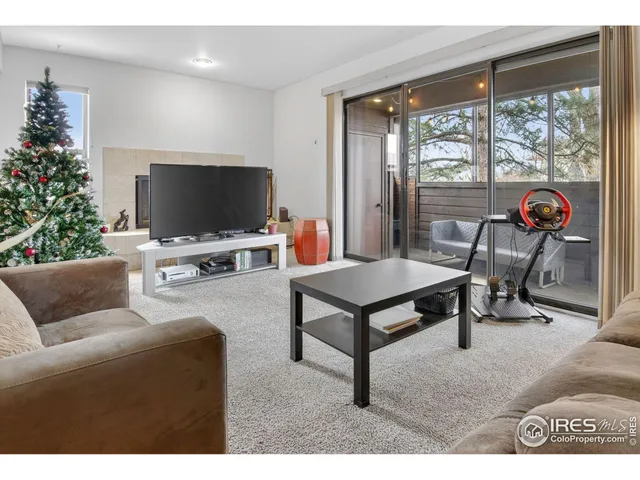 $699,000 | 501 Manhattan Drive, Unit 101, Boulder, CO 80303