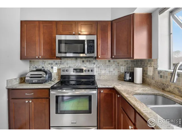 $699,000 | 501 Manhattan Drive, Unit 101, Boulder, CO 80303