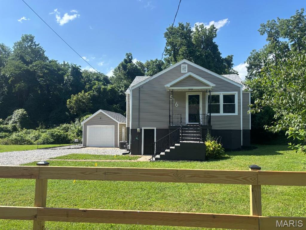516 Shelly Street Alton, IL 62002 - Photo 1 of 1