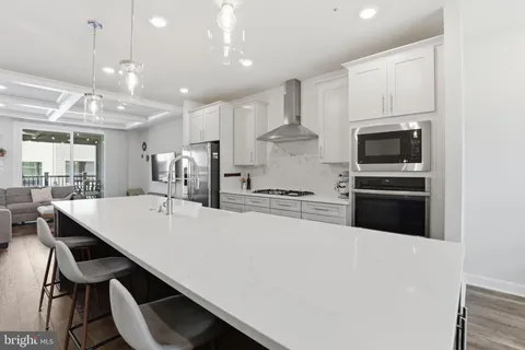 $688,000 | 12887 Sunrise Ridge Alley, Herndon, VA 20171