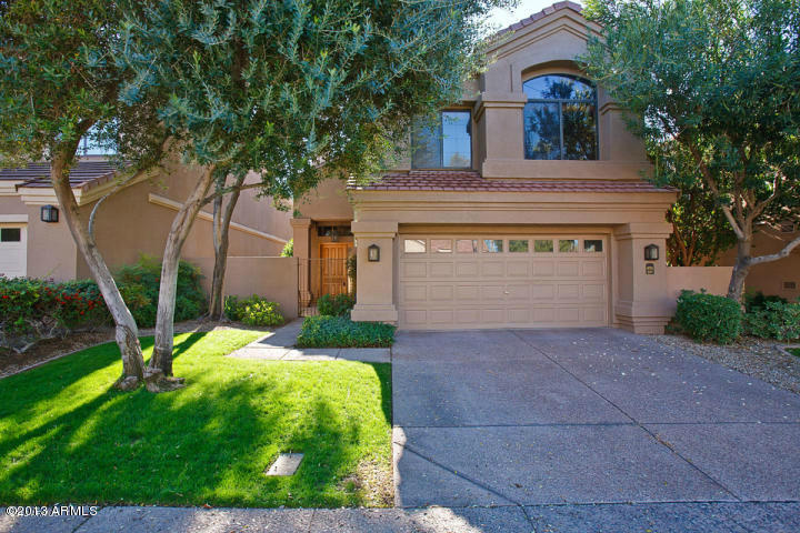 7525 East Gainey Ranch Road, Unit 107 Scottsdale, AZ 85258 - Photo 2 of 39 Front of house