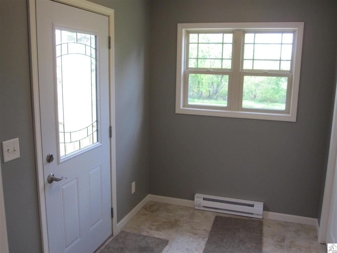 5205 Arnold Road Duluth, MN 55803 - Photo 9 of 17