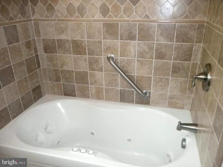 223 Overlook Road Ambler, PA 19002 - Photo 13 of 25 Bathroom