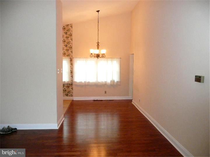 223 Overlook Road Ambler, PA 19002 - Photo 5 of 25 Dining Room