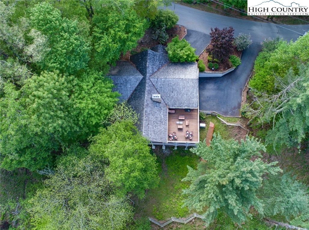 2450 Hickory Boone, NC 28607 - Photo 5 of 25 Gallery Image 5