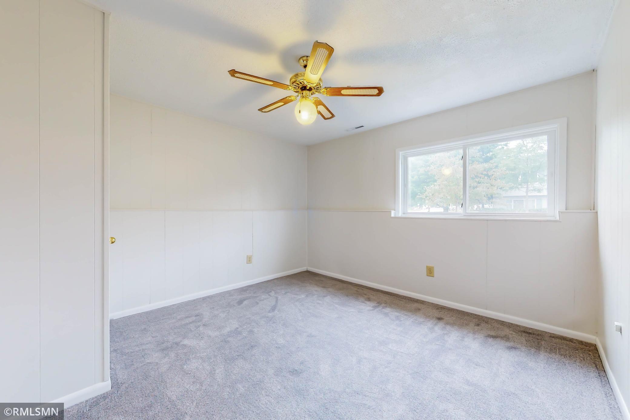4438 9th Street Northwest Rochester, MN 55901 - Photo 16 of 24