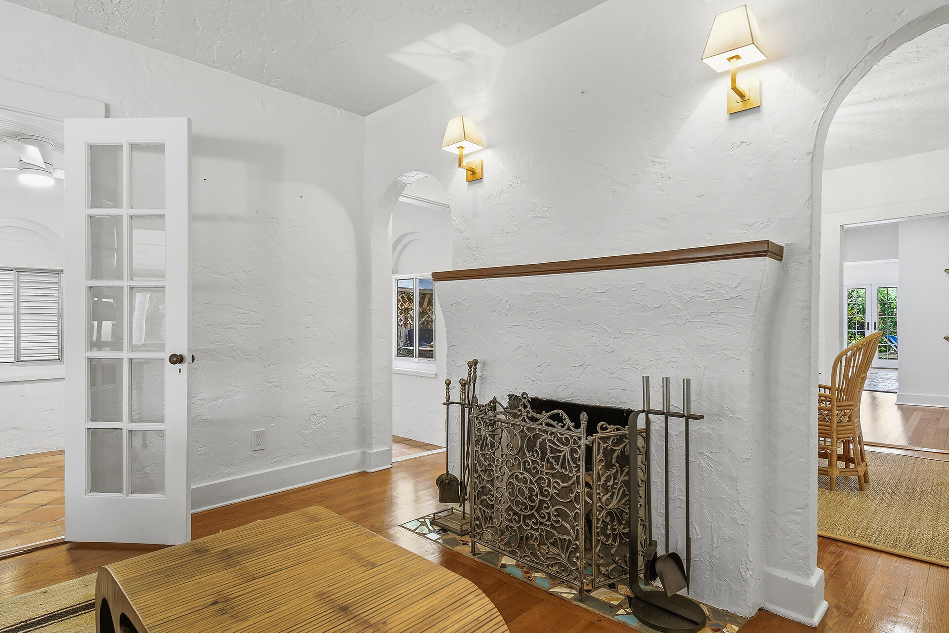 810 Avon Road West Palm Beach, FL 33401 - Photo 13 of 50 Fireplace