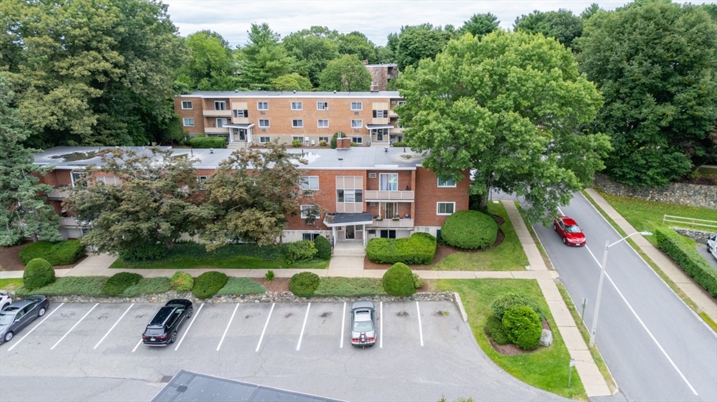 22 Jacqueline Road, Unit B Waltham, MA 02452 - Photo 32 of 38 Gallery Image 32