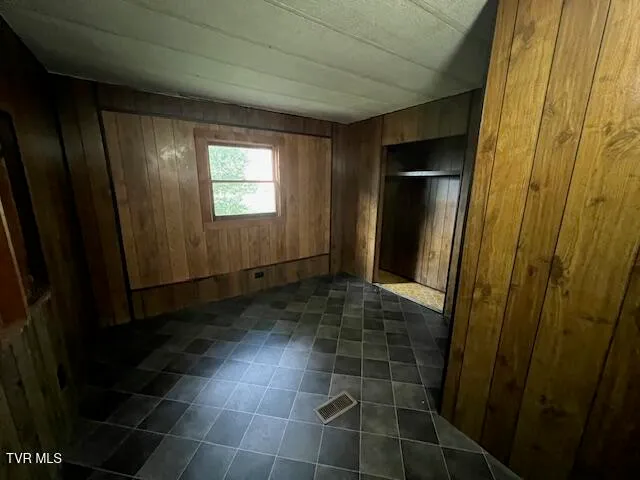 $149,900 | 372 Jackson Lane, Mountain City, TN 37683