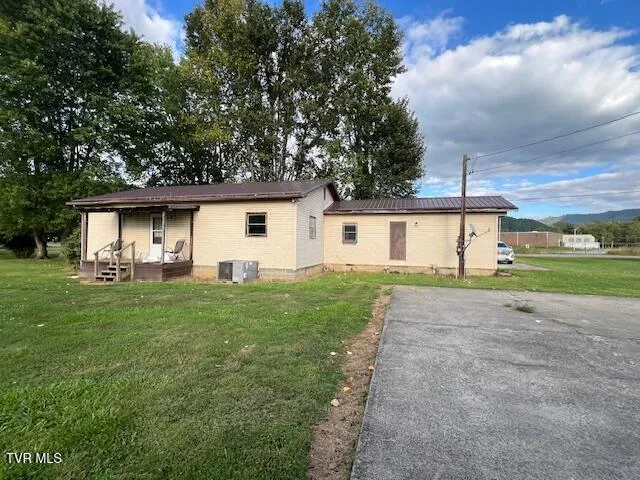 $149,900 | 372 Jackson Lane, Mountain City, TN 37683