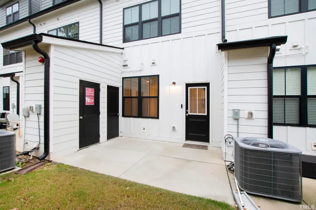 a view of a entryway front of house