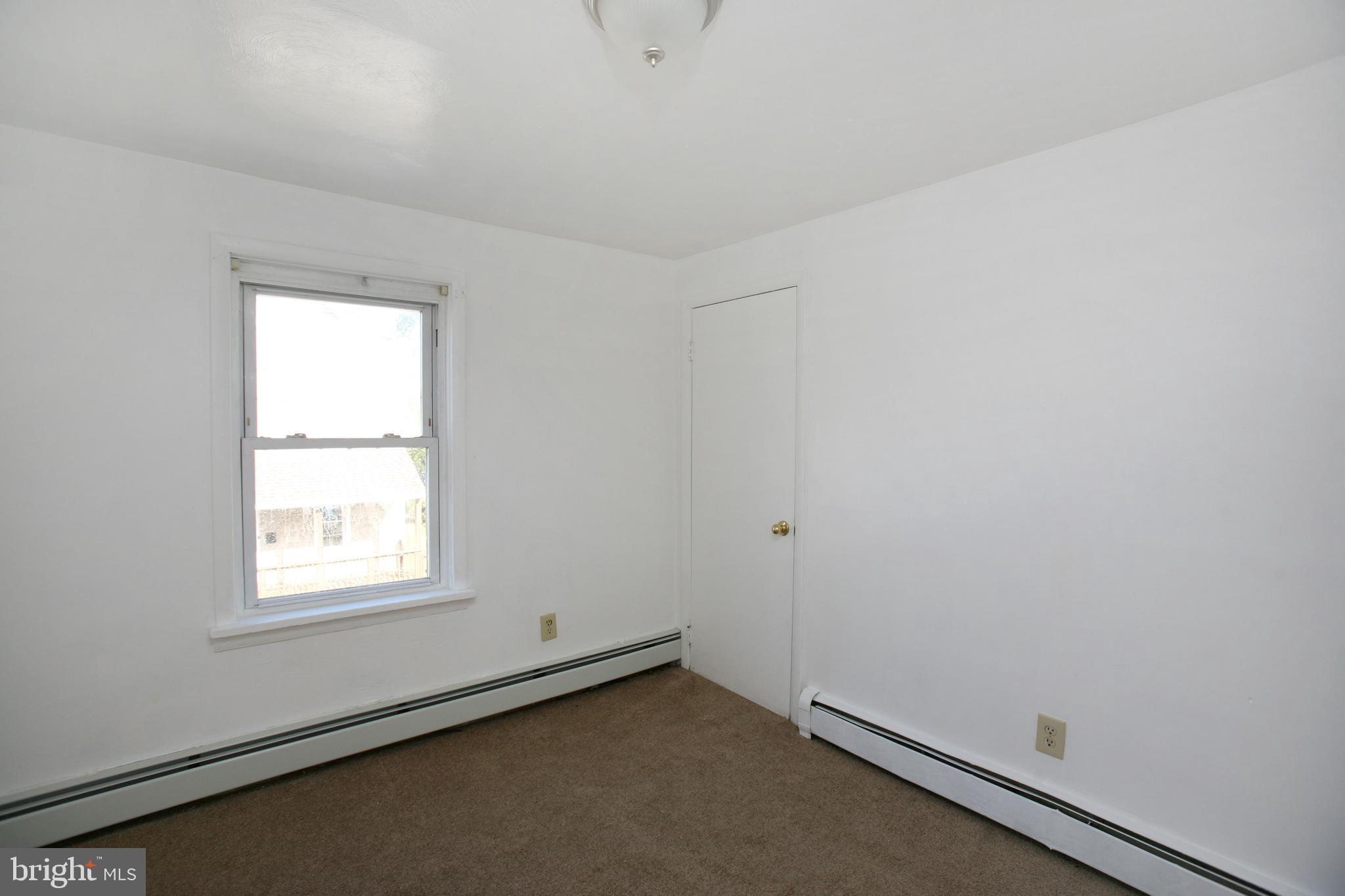 218 West Adams Street Paulsboro, NJ 08066 - Photo 15 of 26