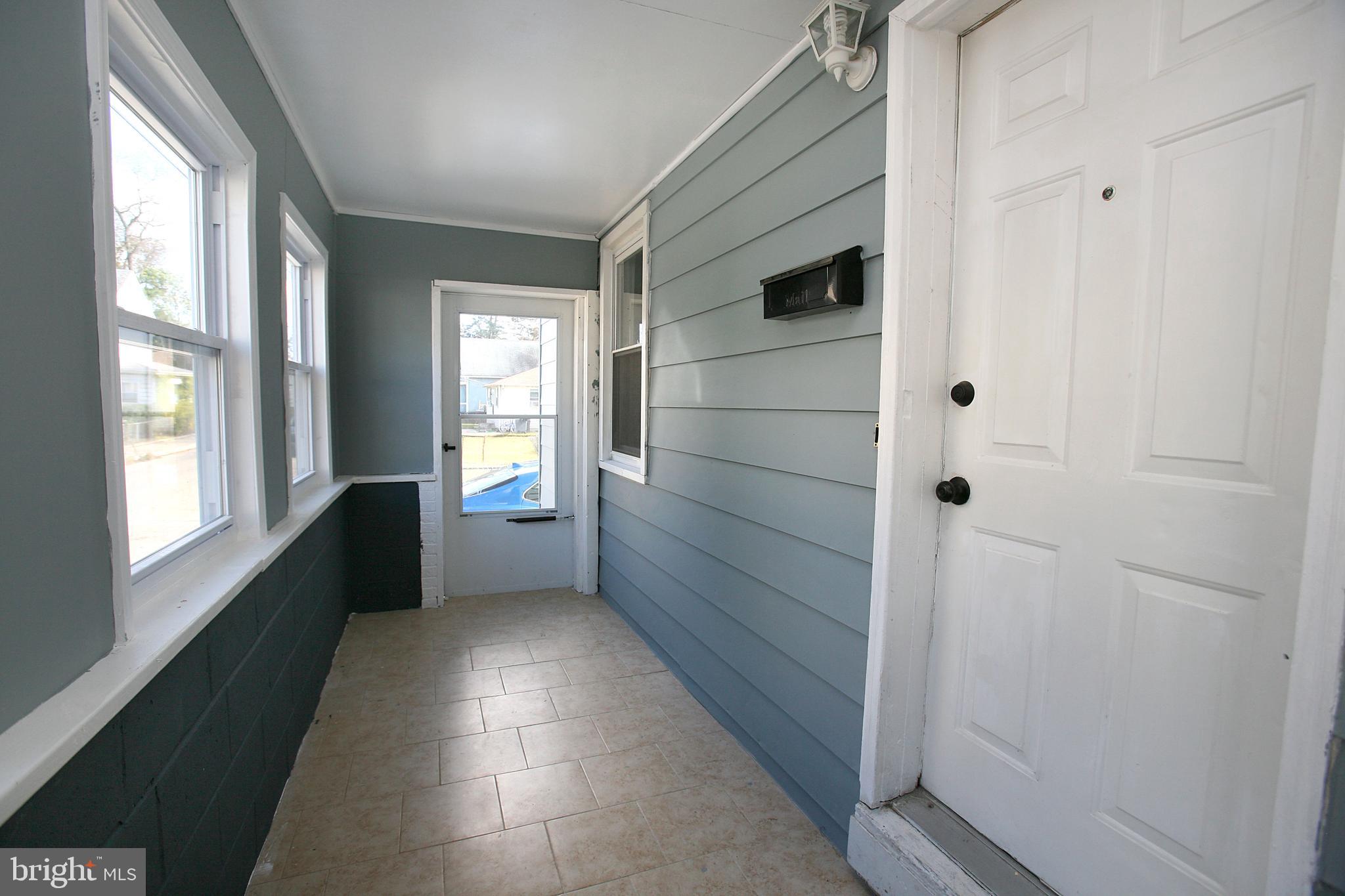 218 West Adams Street Paulsboro, NJ 08066 - Photo 3 of 26