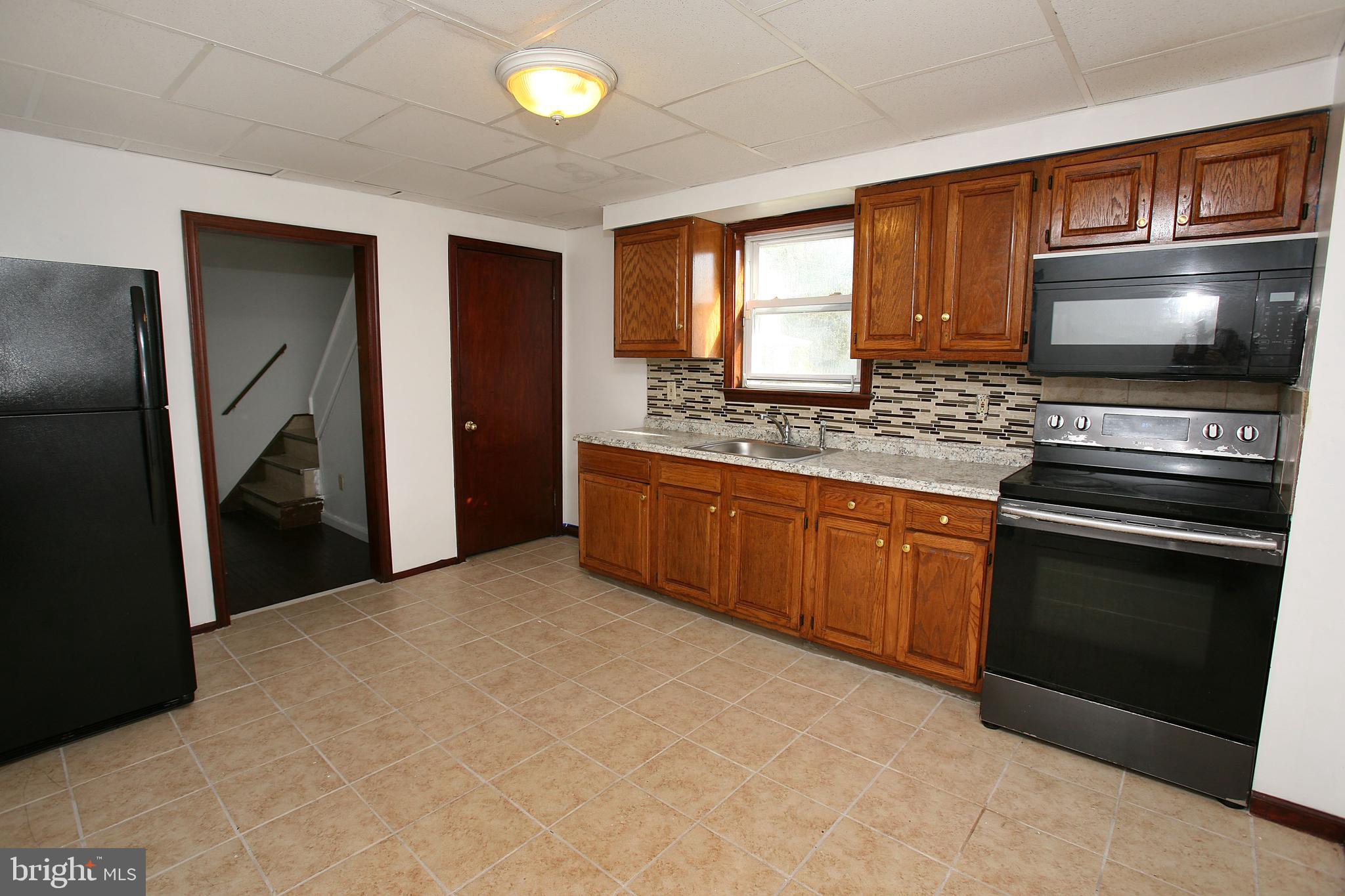 218 West Adams Street Paulsboro, NJ 08066 - Photo 4 of 26