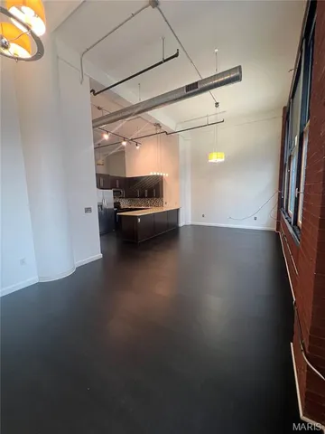 $1,350 | 1520 Washington Avenue, Unit 207, St. Louis, MO 63103